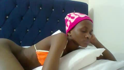 Snapshot of shugar7260 chatting on 09-11-25, 01:39 shugar7260 online show from 09-11-25, 01:39