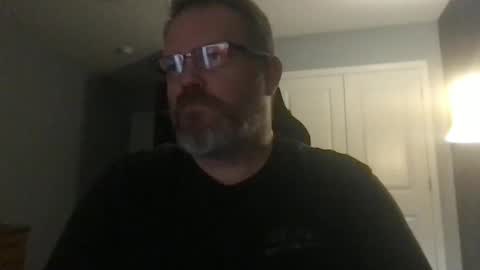 shughes740 online show from 11-08-25, 12:22