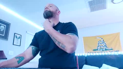 Snapshot of shwmeyours chatting on 12-07-24, 01:14 shwmeyours online show from 12-07-24, 01:14