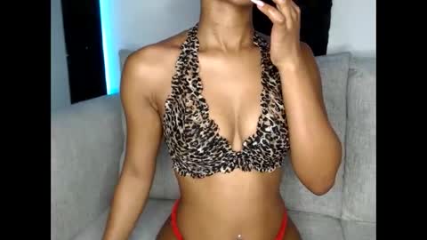 Snapshot of shy_baddie chatting on 11-01-25, 11:51 Sheril  online show from 11-01-25, 11:51
