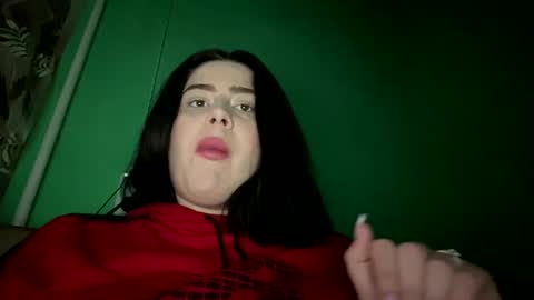 shy_couple_cute online show from 02-12-25, 07:44