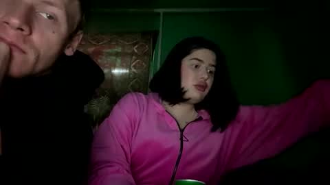 shy_couple_cute online show from 02-14-25, 09:13