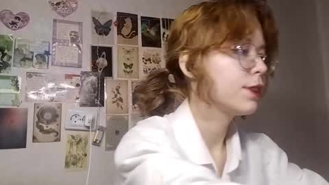 Milena online show from 10-15-25, 01:33