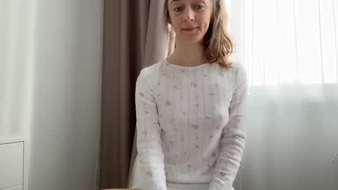 shy_schoolgirl_ online show from 02-18-26, 08:10