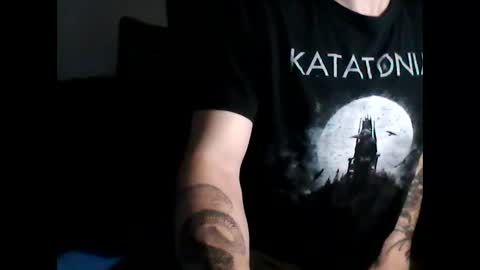 shyboyhugecum2020 online show from 12-31-24, 05:11