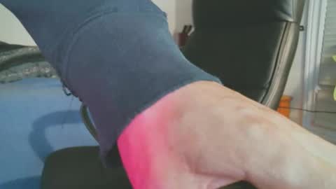 shyboyhugecum2020 online show from 10-02-25, 02:29