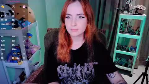 Effie online show from 04-18-26, 01:37