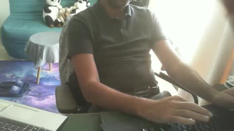 Snapshot of shyfrenchcock chatting on 06-05-26, 07:47 shyfrenchcock online show from 06-05-26, 07:47