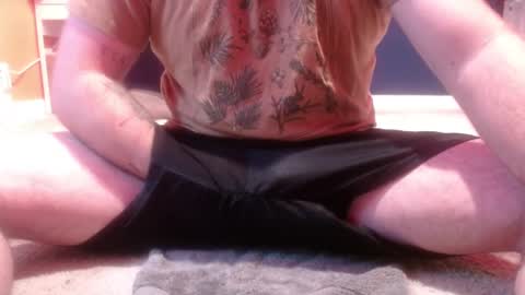 Snapshot of shyguy0212 chatting on 02-06-25, 10:00 shyguy0212 online show from 02-06-25, 10:00