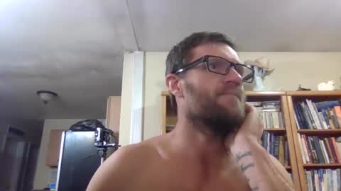 shyguy9387 online show from 12-26-24, 03:27