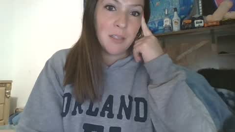 Snapshot of shymilf535 chatting on 06-18-26, 01:39 RBXs Princess online show from 06-18-26, 01:39