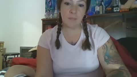 Snapshot of shymilf535 chatting on 06-30-26, 02:23 RBXs Princess online show from 06-30-26, 02:23