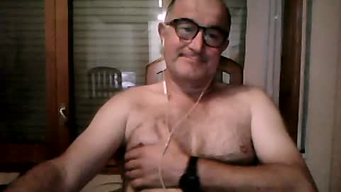 Snapshot of shymmy10 chatting on 06-13-26, 02:53 shymmy10 online show from 06-13-26, 02:53