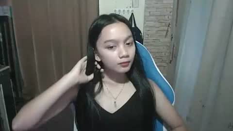 kaira online show from 10-25-25, 02:52