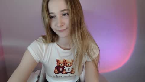 Lea online show from 11-22-25, 10:58