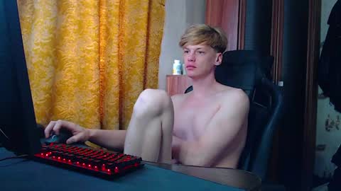 Tom and Betty online show from 04-18-26, 04:49