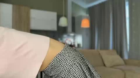 Aurora online show from 10-27-25, 06:06