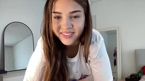 Snapshot of shysashy chatting on 01-24-25, 10:41 Sasha online show from 01-24-25, 10:41