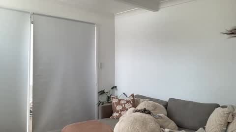 Snapshot of shysashy chatting on 09-25-25, 03:43 Sasha online show from 09-25-25, 03:43