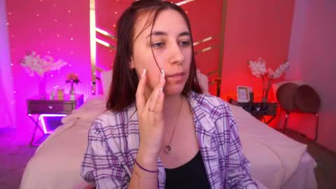 Snapshot of shyy_jany chatting on 05-20-26, 01:06 shyy_jany online show from 05-20-26, 01:06