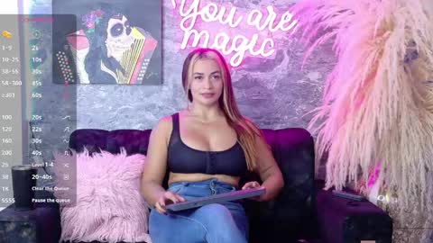 Snapshot of siamarlin chatting on 05-12-26, 09:01 siamarlin online show from 05-12-26, 09:01
