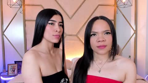 Siara and Zoe tattoo online show from 01-30-25, 09:04