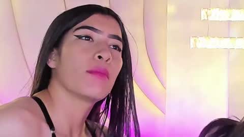 Siara and Zoe tattoo online show from 06-23-26, 11:03