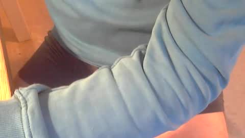 Snapshot of sibblii0 chatting on 12-12-24, 07:52 Seba online show from 12-12-24, 07:52