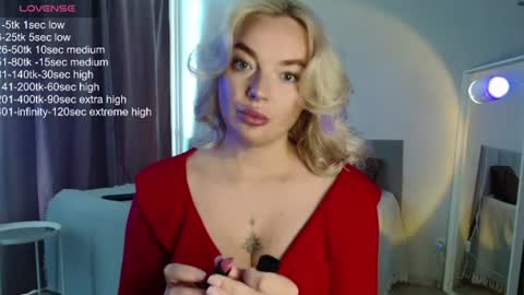 Snapshot of siberian_girl_ chatting on 06-22-26, 05:48 Eva online show from 06-22-26, 05:48