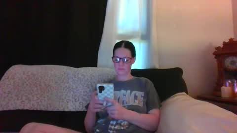 Snapshot of sidneyraee chatting on 04-23-26, 05:04 Mrs. St. Patrickk online show from 04-23-26, 05:04