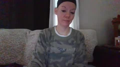Snapshot of sidneyraee chatting on 05-17-26, 03:30 Mrs. St. Patrickk online show from 05-17-26, 03:30