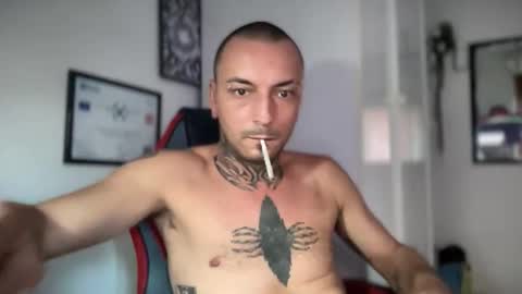 sidvicious23cm online show from 09-11-25, 04:51