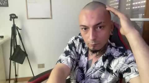 sidvicious23cm online show from 04-17-26, 09:12