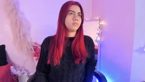 Snapshot of siena_fox chatting on 07-25-26, 11:41 Siena online show from 07-25-26, 11:41