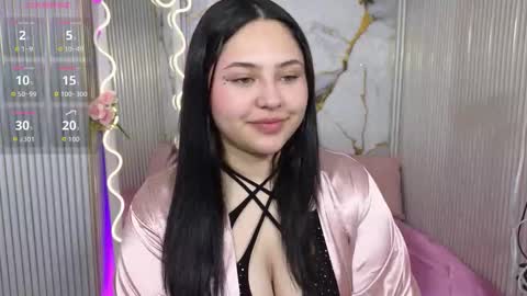 Snapshot of siena_tay chatting on 02-20-26, 12:05 Siena online show from 02-20-26, 12:05