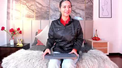 Sienna Blake online show from 04-23-26, 01:40