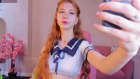 Snapshot of sienna_nyx chatting on 06-24-26, 09:41 Sienna online show from 06-24-26, 09:41