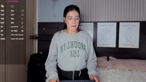 Snapshot of sienna_rose_ chatting on 07-01-26, 06:40 sienna_rose_ online show from 07-01-26, 06:40