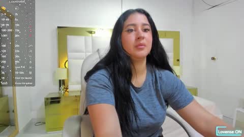 Sienna  online show from 01-10-26, 11:23