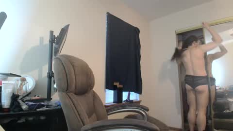 Snapshot of siennalilbunnykate chatting on 02-09-25, 11:36 Nicole Zelaya Ferrati  Niky Ferrati online show from 02-09-25, 11:36