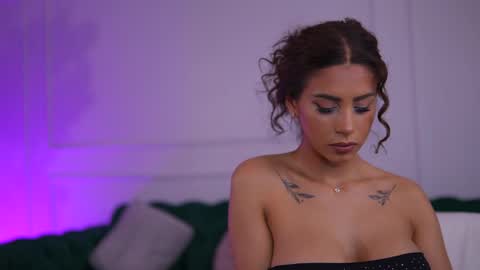 Snapshot of siennaruh chatting on 05-30-26, 11:18 Sienna online show from 05-30-26, 11:18