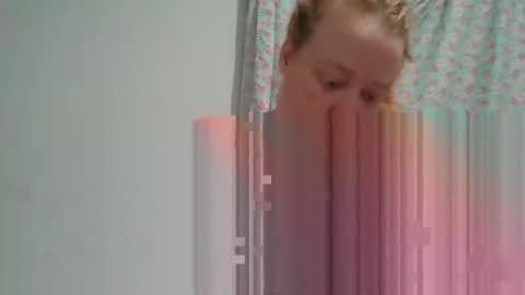 sierra_bby online show from 05-10-26, 01:11