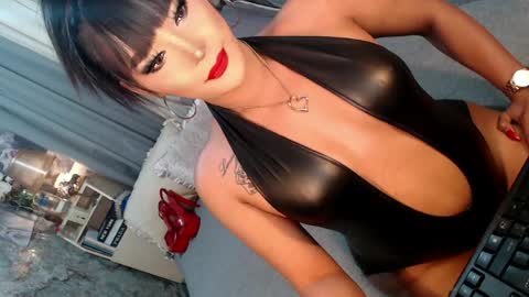 Sierrafina online show from 04-20-26, 05:21