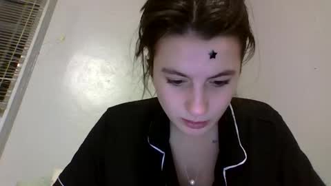 Snapshot of sierranovaa chatting on 02-25-26, 03:05 sierranovaa online show from 02-25-26, 03:05