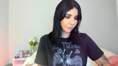 siirena online show from 12-20-25, 05:53