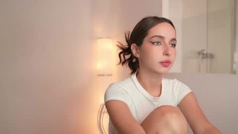 Snapshot of silent_chill chatting on 12-06-24, 10:16 Chilli online show from 12-06-24, 10:16