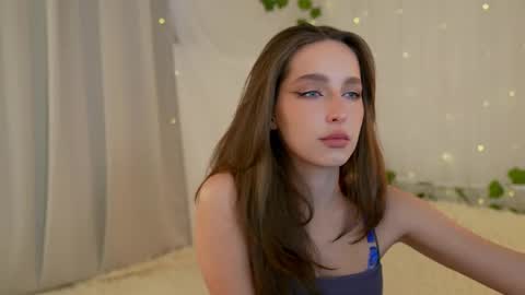 Snapshot of silent_chill chatting on 03-12-25, 11:20 Chilli online show from 03-12-25, 11:20