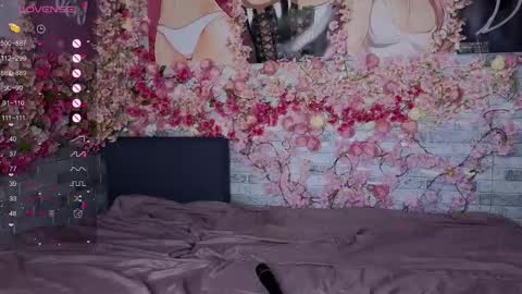 silly___woman online show from 03-13-26, 08:26