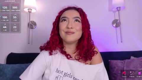 Snapshot of silvana_goddess chatting on 10-29-25, 01:30 Silvana online show from 10-29-25, 01:30