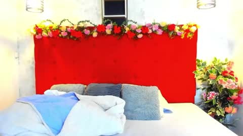 Snapshot of silvannafit chatting on 04-20-26, 11:46 Silvana Fit online show from 04-20-26, 11:46